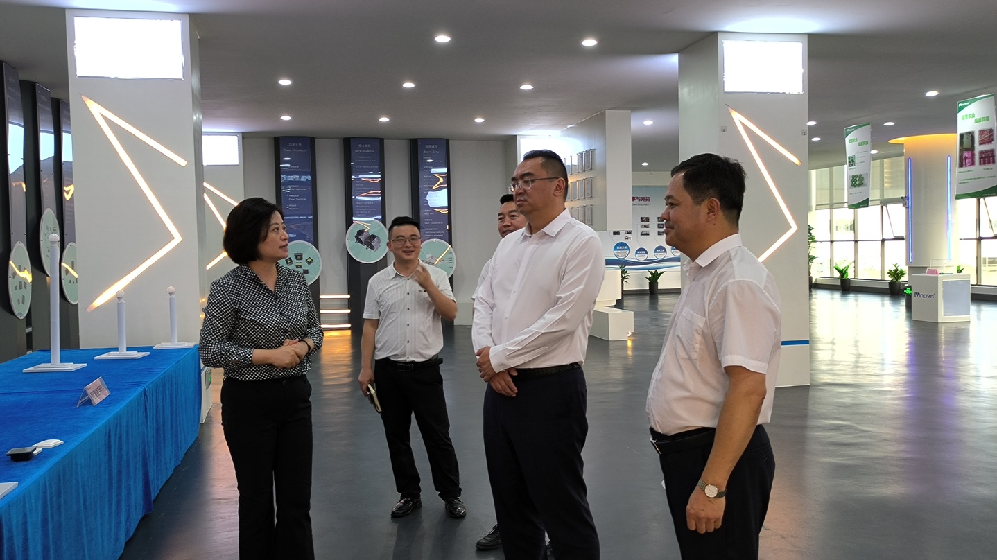 8月10日，安旅集團董事長吳宏建到公司調(diào)研1.jpg