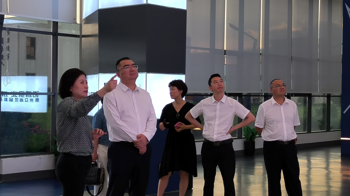 8月10日，安旅集團董事長吳宏建到公司調(diào)研3.jpg